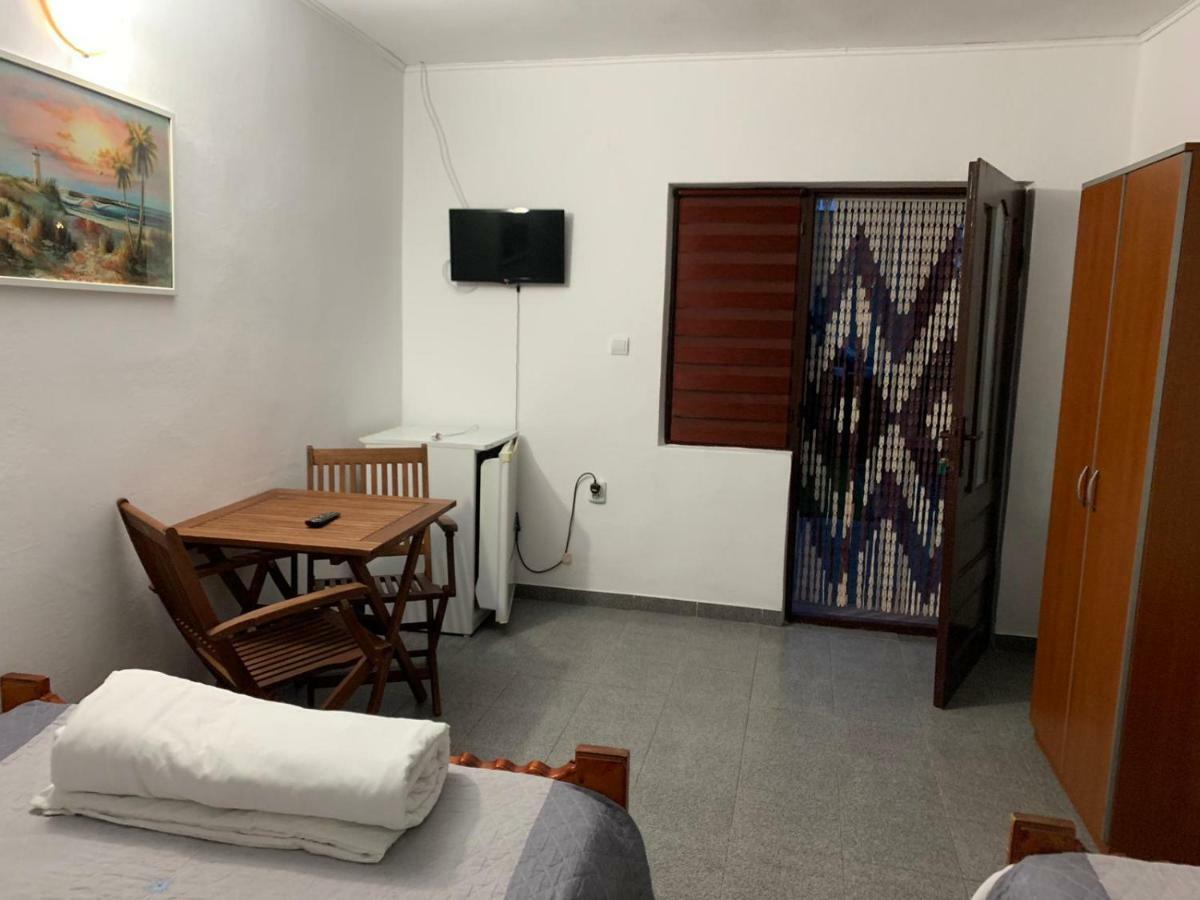 Hotel Casa Ghemus Costinesti Esterno foto